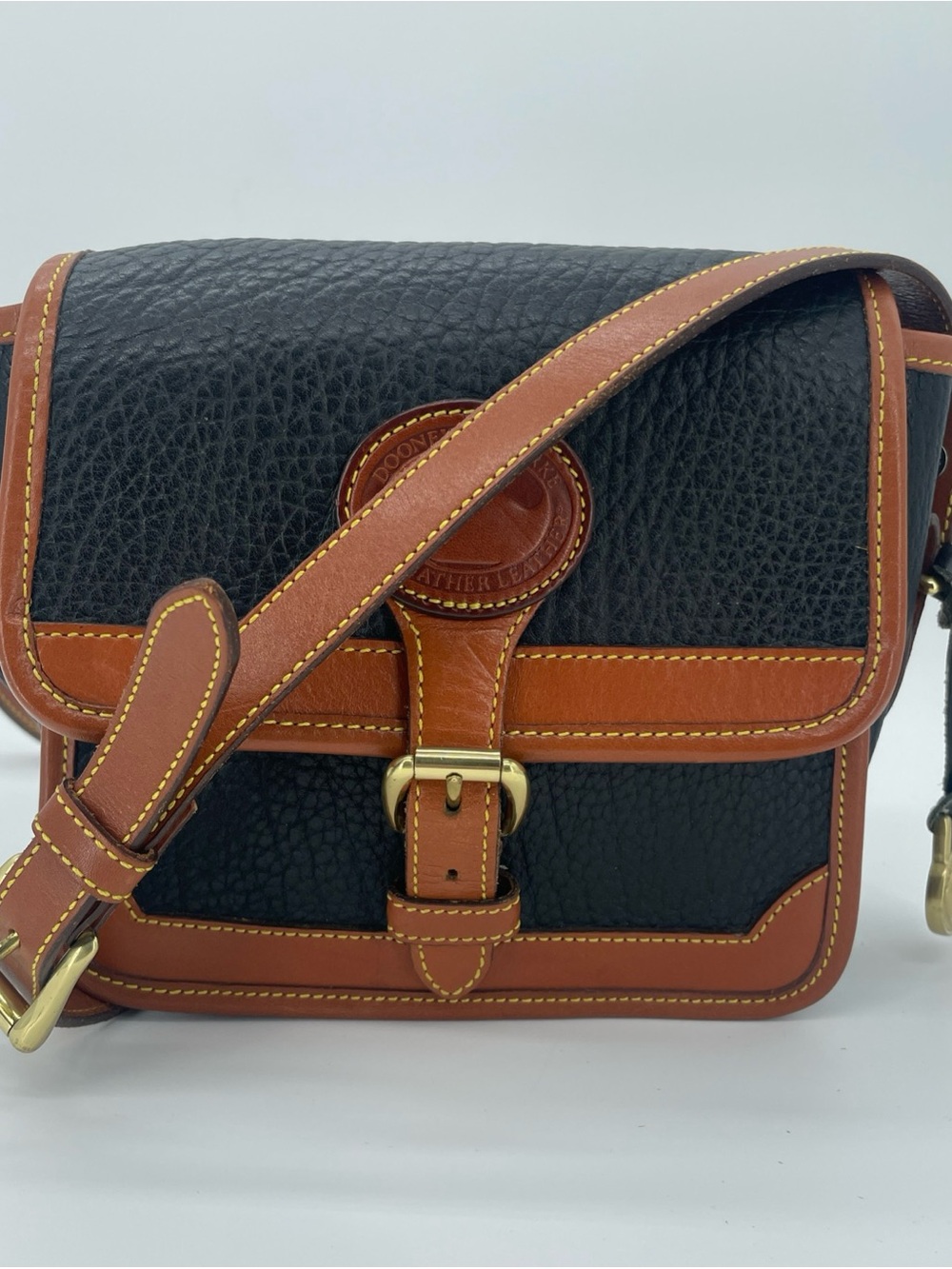 VTG Dooney & Burke mini crossbody shoulder bag purse